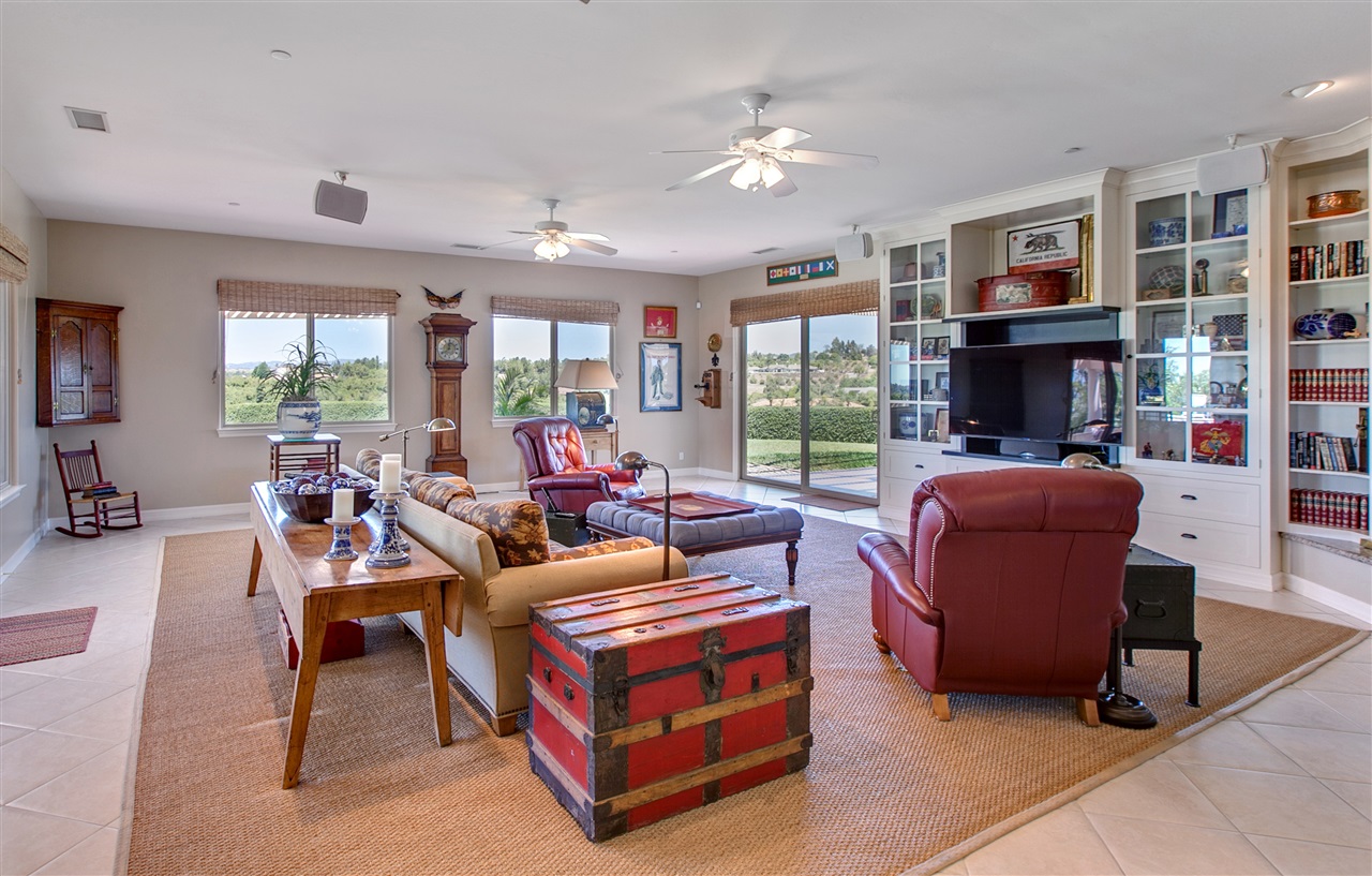 3283 Brooke Hollow Road Fallbrook, CA 92028 - Photo 8 of 25
