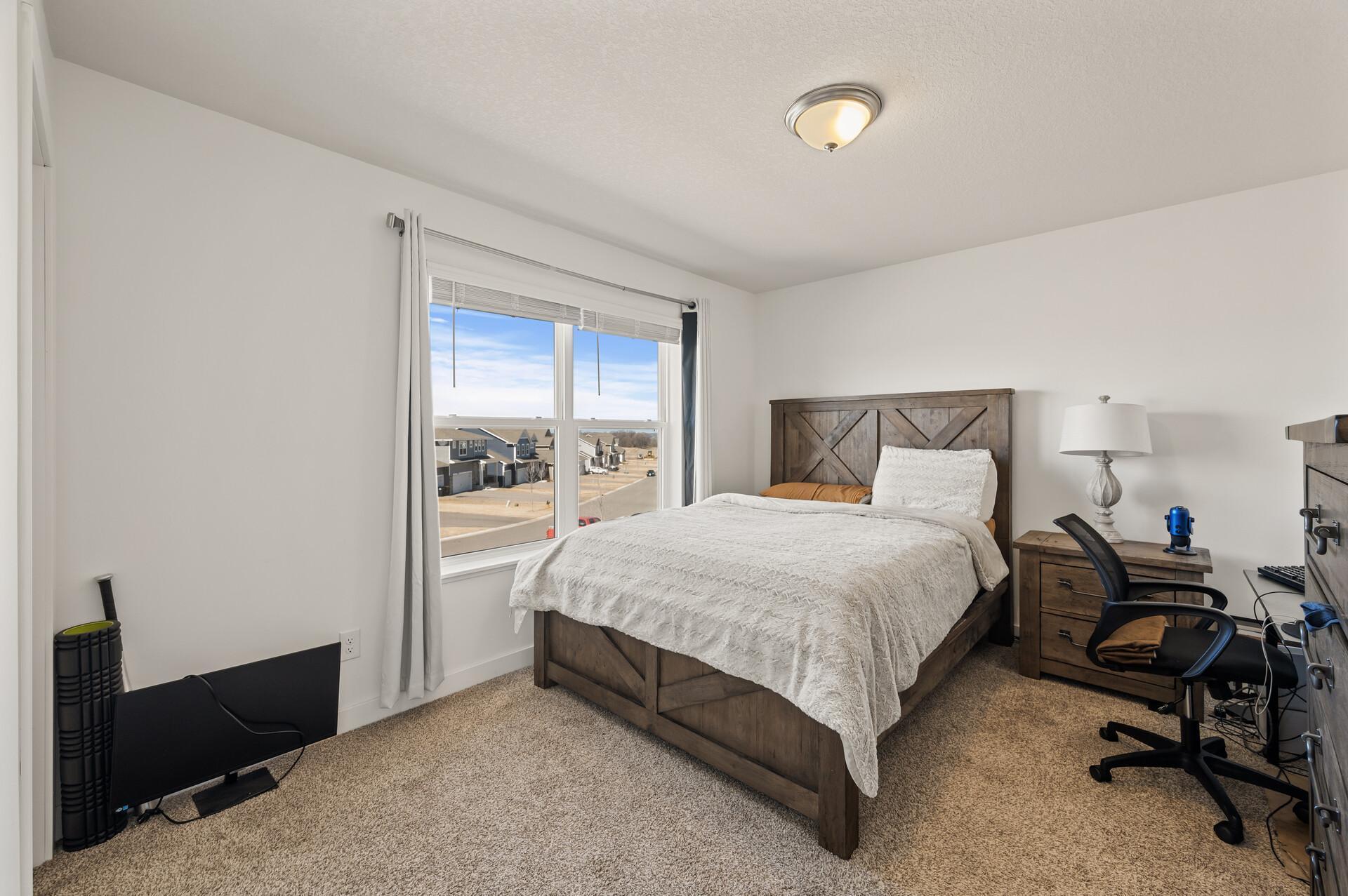 1901 Aztec Avenue Shakopee, MN 55379 - Photo 23 of 37