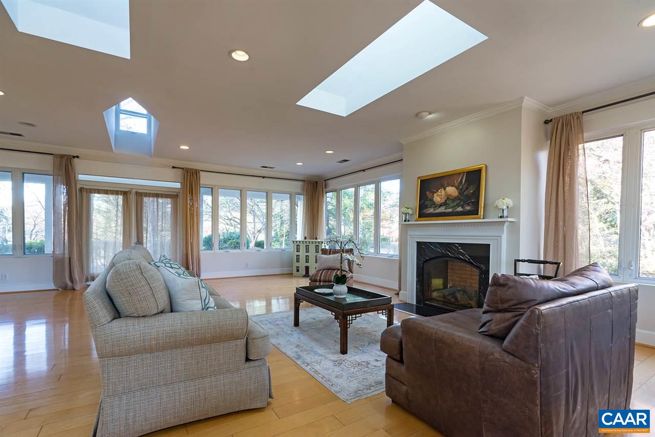 2201 Croydon Road Charlottesville, VA 22901 - Photo 3 of 20 Gallery Image 3