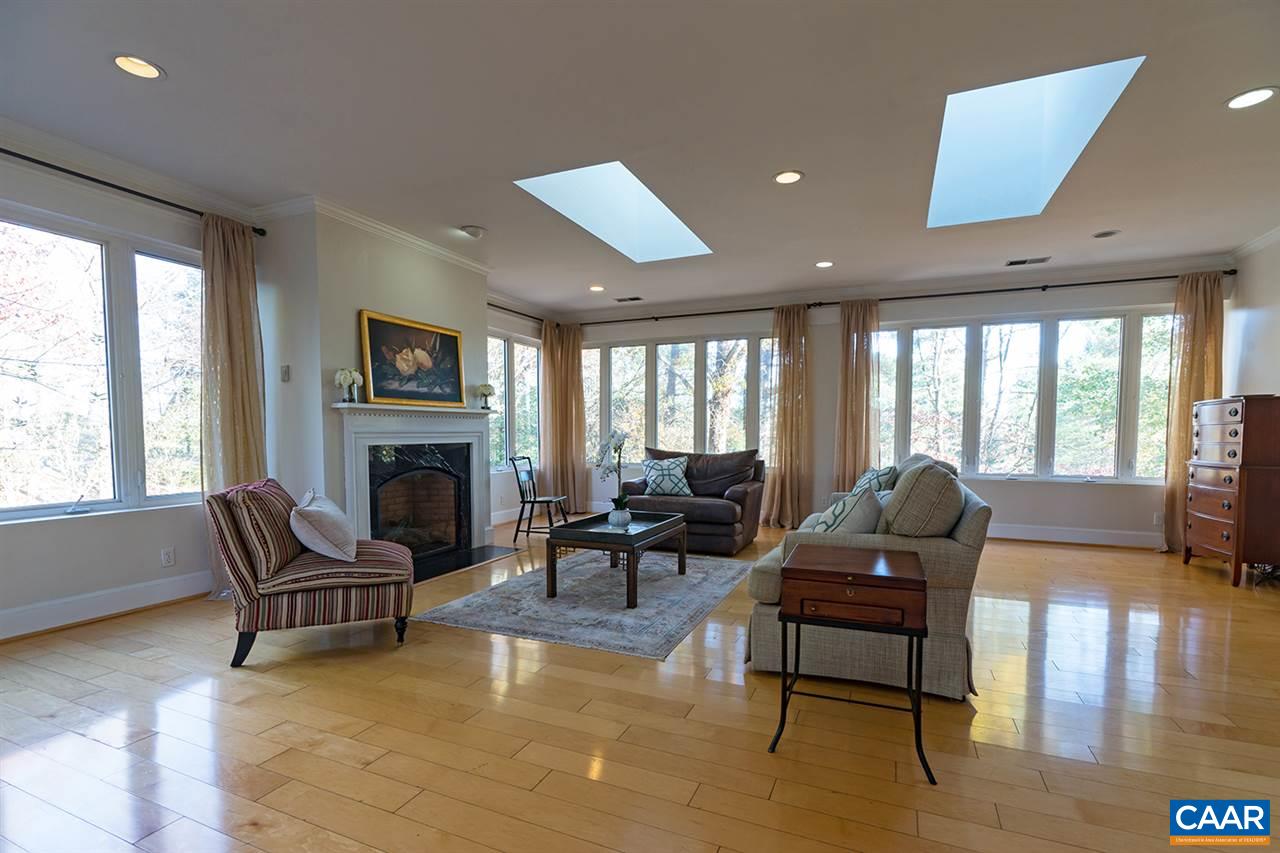 2201 Croydon Road Charlottesville, VA 22901 - Photo 4 of 20 Gallery Image 4