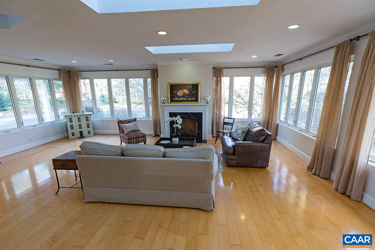 2201 Croydon Road Charlottesville, VA 22901 - Photo 10 of 20 Gallery Image 10