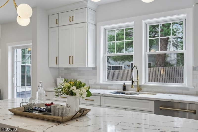 108 Baker Street Maplewood, NJ 07040 - Photo 18 of 46