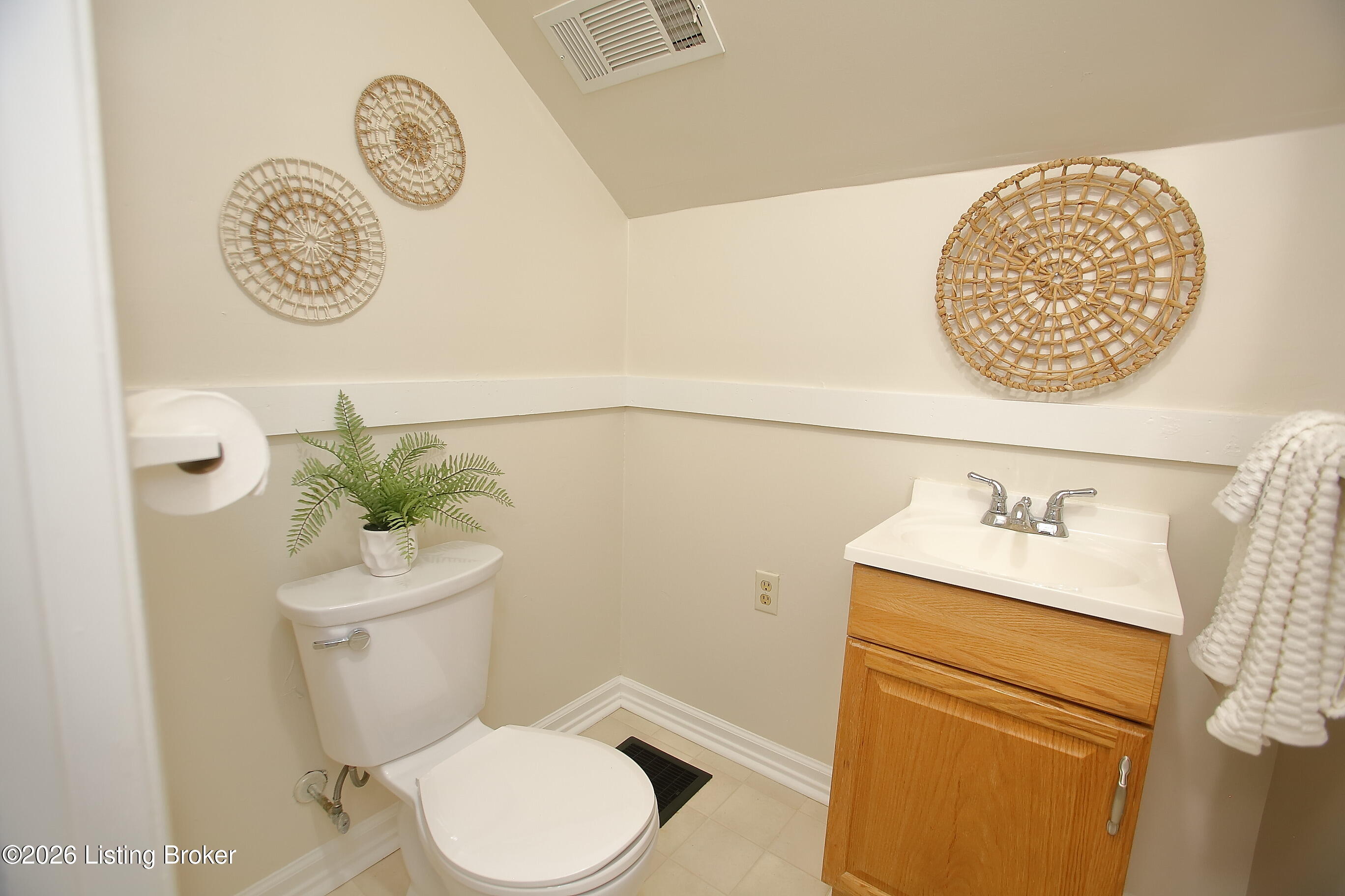 8807 Ferndale Road Louisville, KY 40291 - Photo 26 of 44 IMG_3957