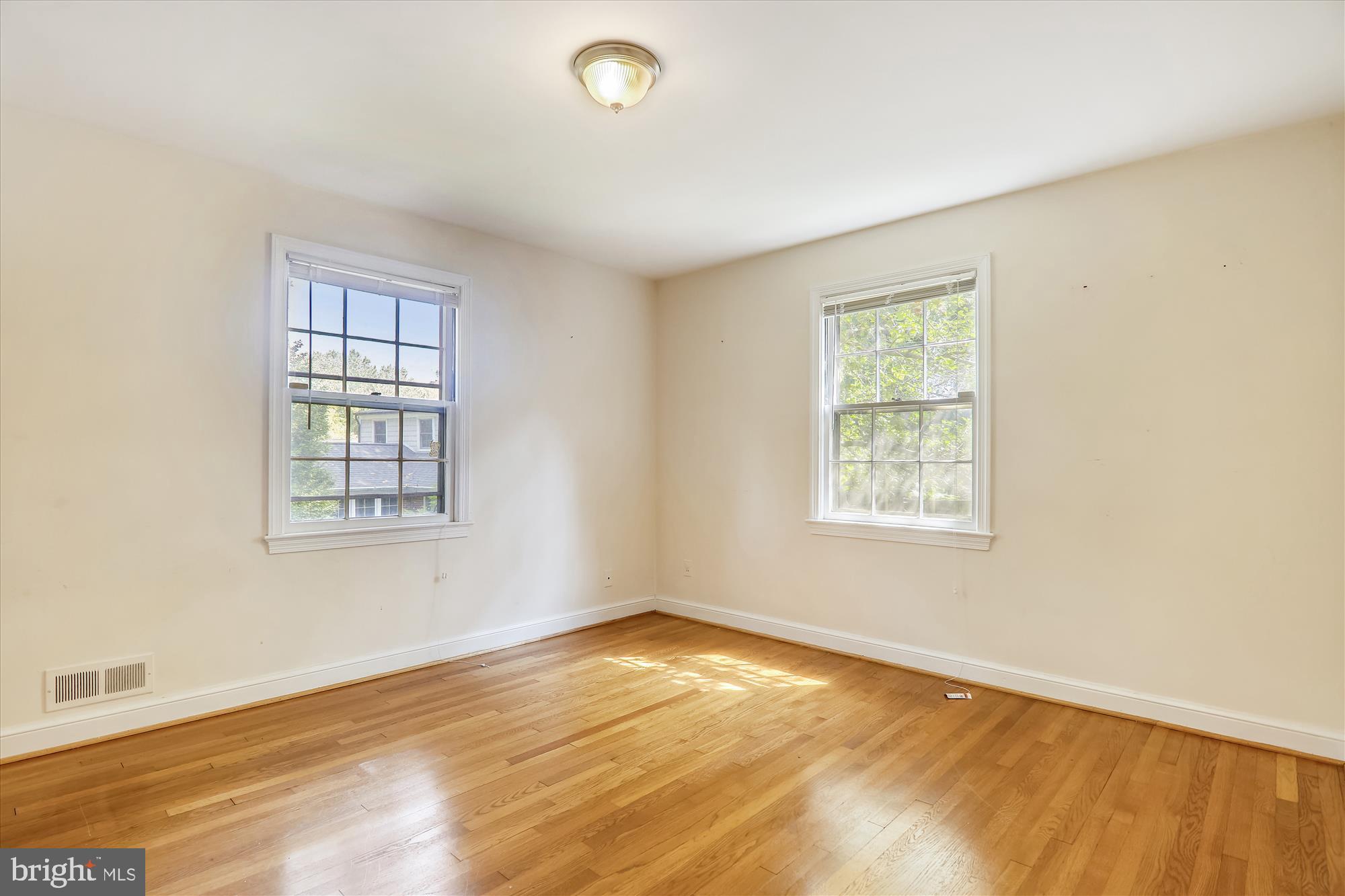 3303 Winnett Road Chevy Chase, MD 20815 - Photo 28 of 54 Gallery Image 28