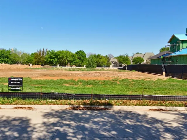 $899,900 | 7255 Oak Valley Drive, Colleyville, TX 76034