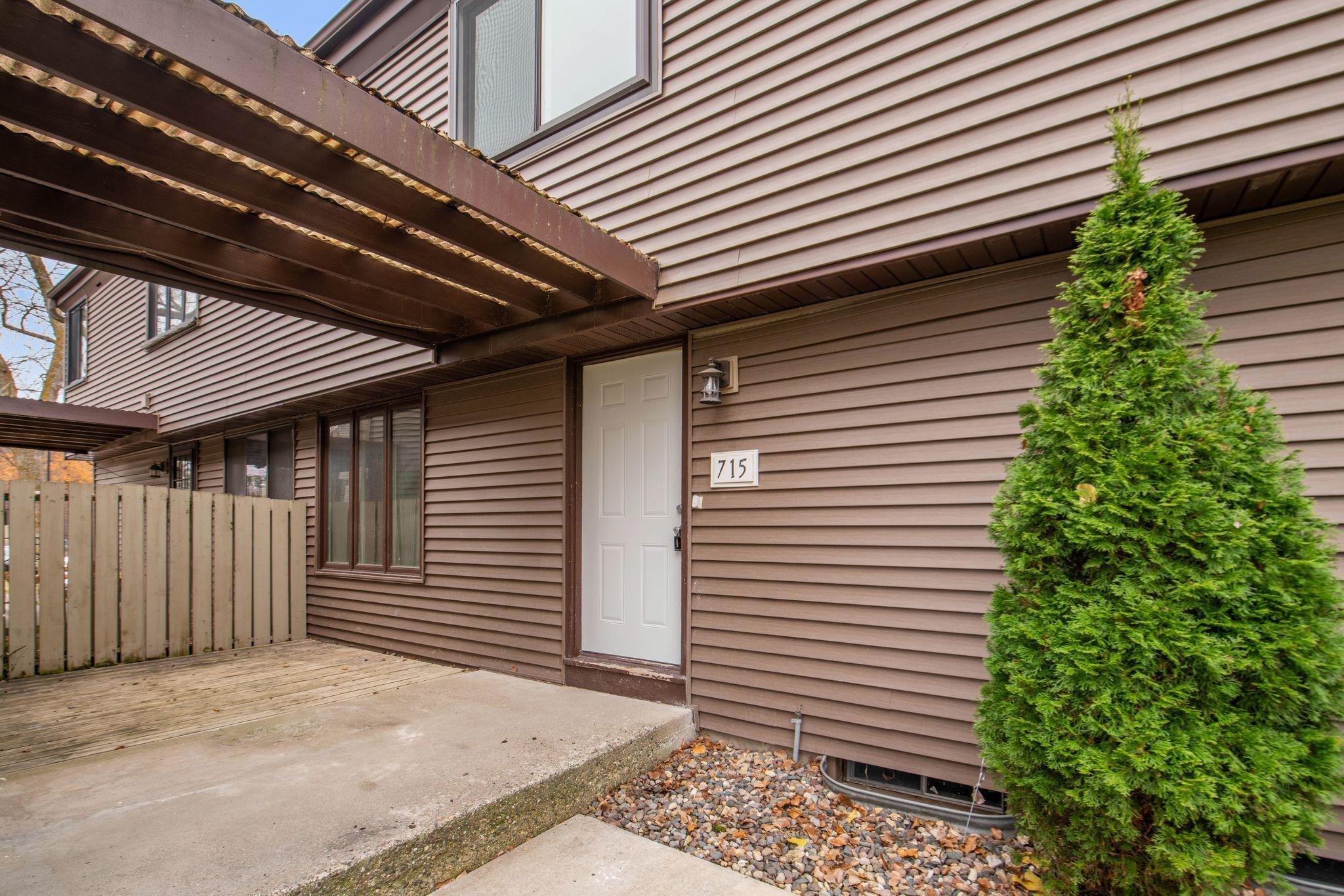 112715 Hundertmark Road Chaska, MN 55318 - Photo 2 of 30 Gallery Image 2