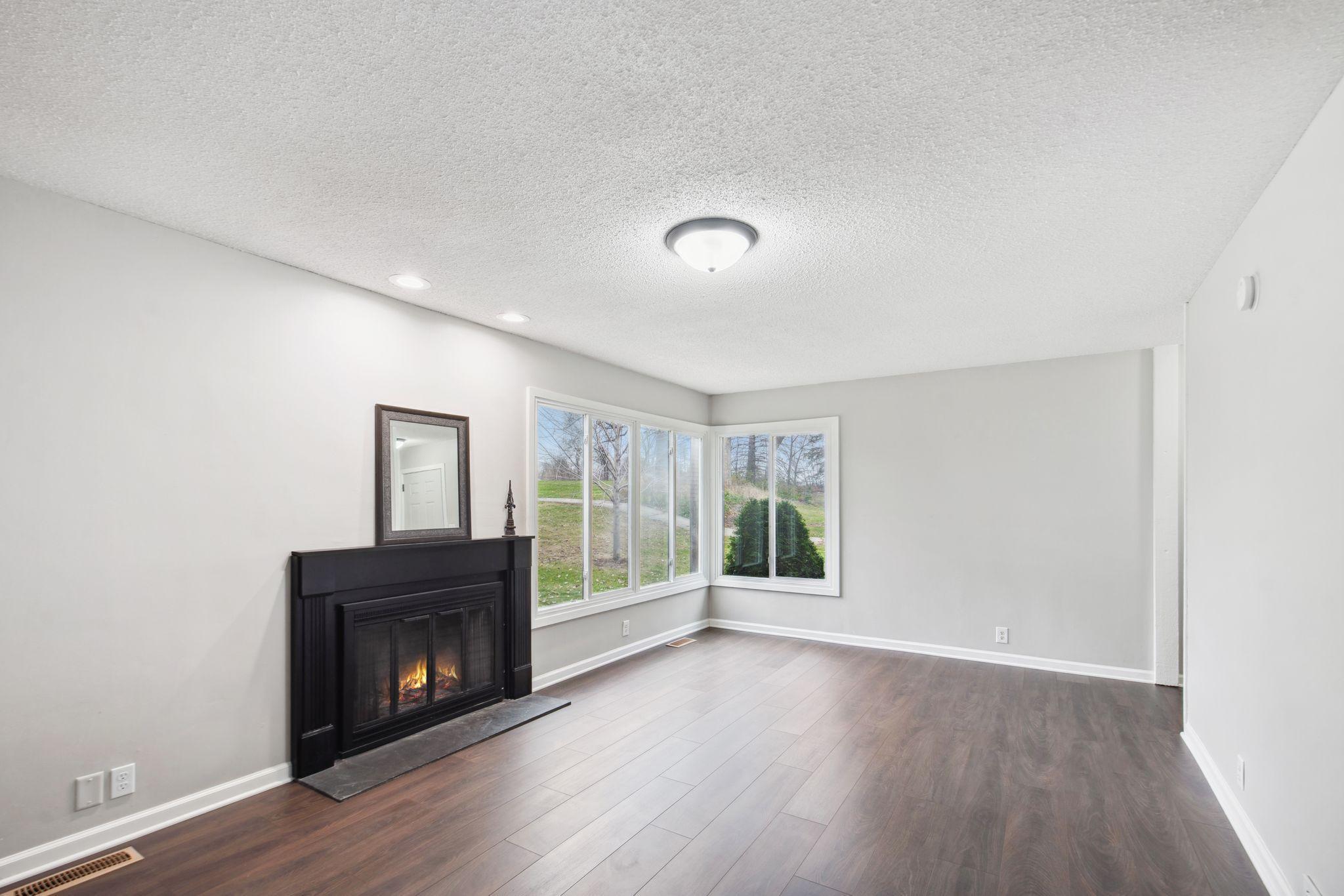 112715 Hundertmark Road Chaska, MN 55318 - Photo 5 of 30 Gallery Image 5