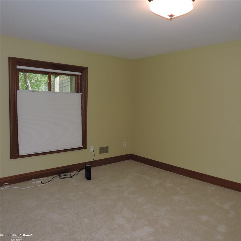 227 Old Perch Road Rochester Hills, MI 48309 - Photo 24 of 48