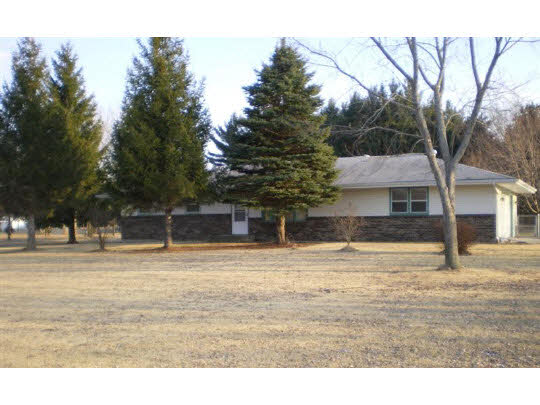 2162 Fischer Road South Beloit, IL 61080 - Photo 1 of 7 a view of a house with a yard