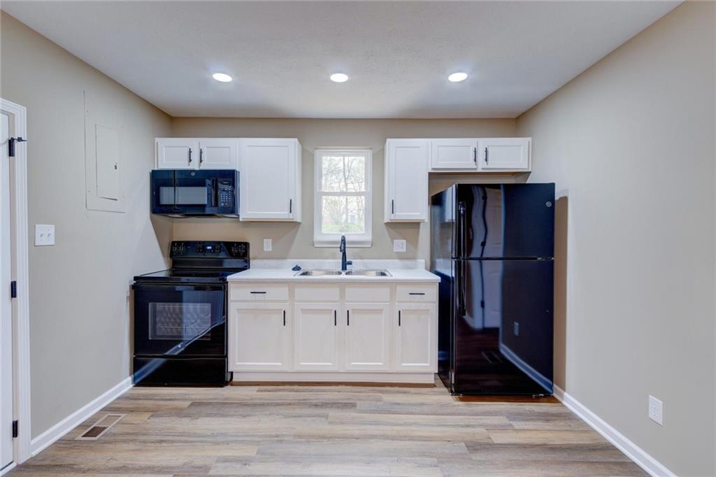 13024 Bray Road Mooresville, IN 46158 - Photo 12 of 21 Gallery Image 12