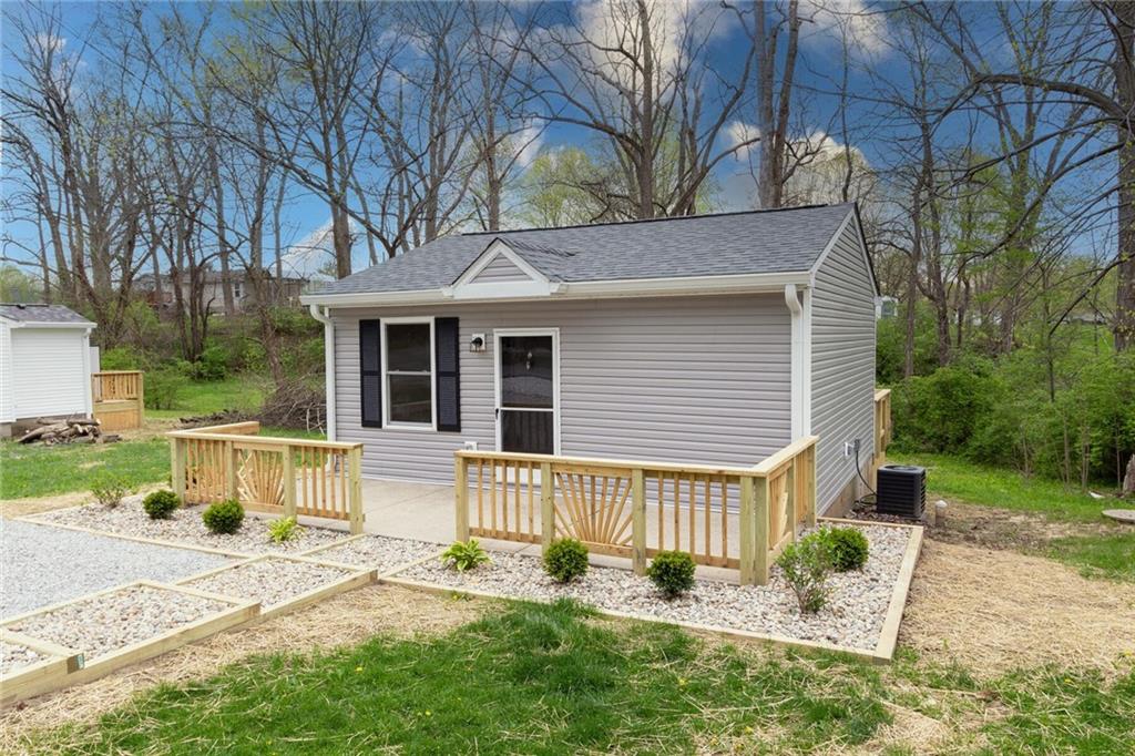 13024 Bray Road Mooresville, IN 46158 - Photo 3 of 21 Gallery Image 3