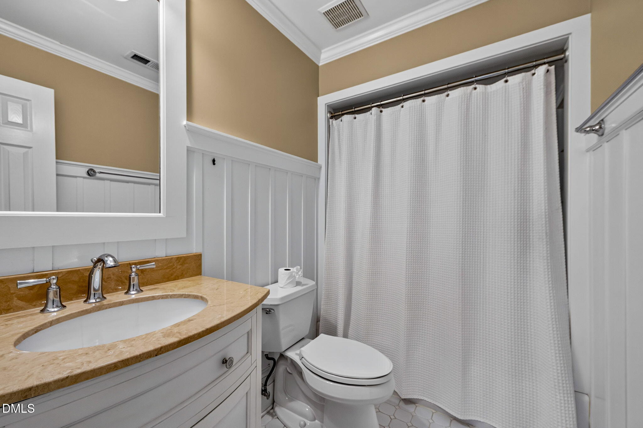 5428 Ingate Way Raleigh, NC 27613 - Photo 20 of 24 Guest bath