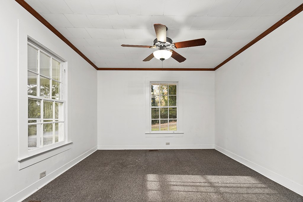12 South Riegel Avenue Ware Shoals, SC 29692 - Photo 5 of 9 Gallery Image 5