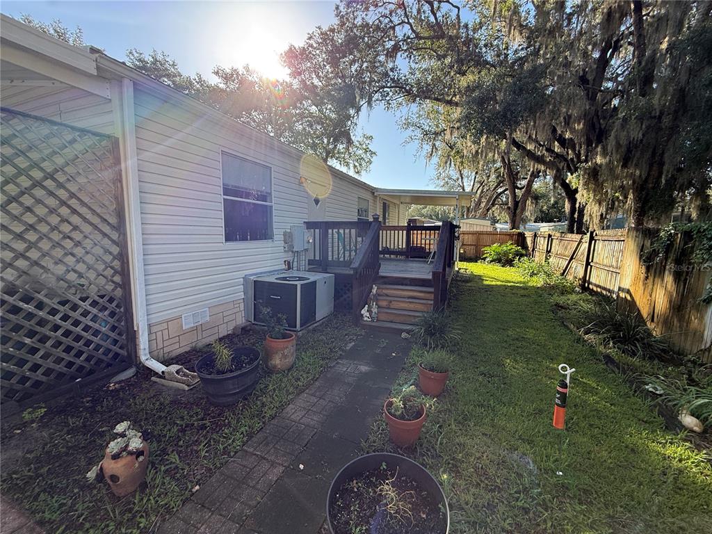 8634 Treasure Island Road Leesburg, FL 34788 - Photo 7 of 17