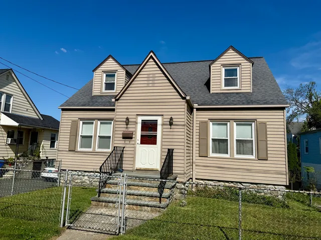 $304,900 | 59 Addison Street, Waterbury, CT 06708