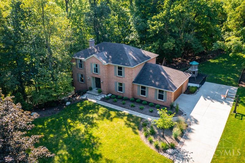 9207 Old Coach Road Cincinnati, OH 45249 - Photo 4 of 41