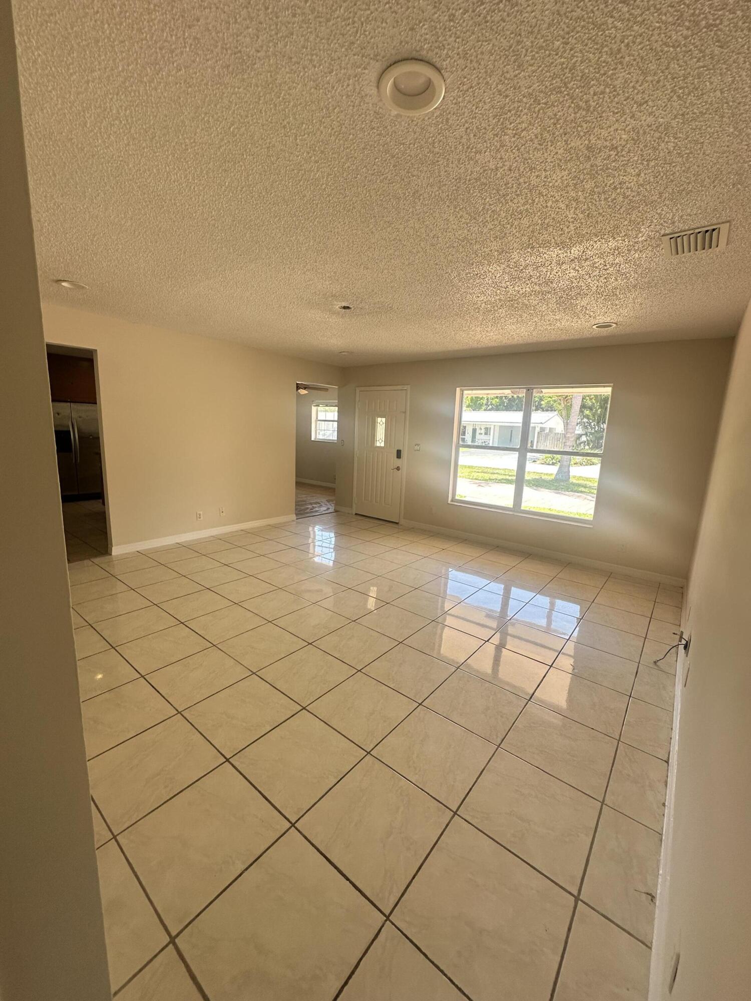 201 Northeast 30th Street Boca Raton, FL 33431 - Photo 12 of 19 IMG_6755