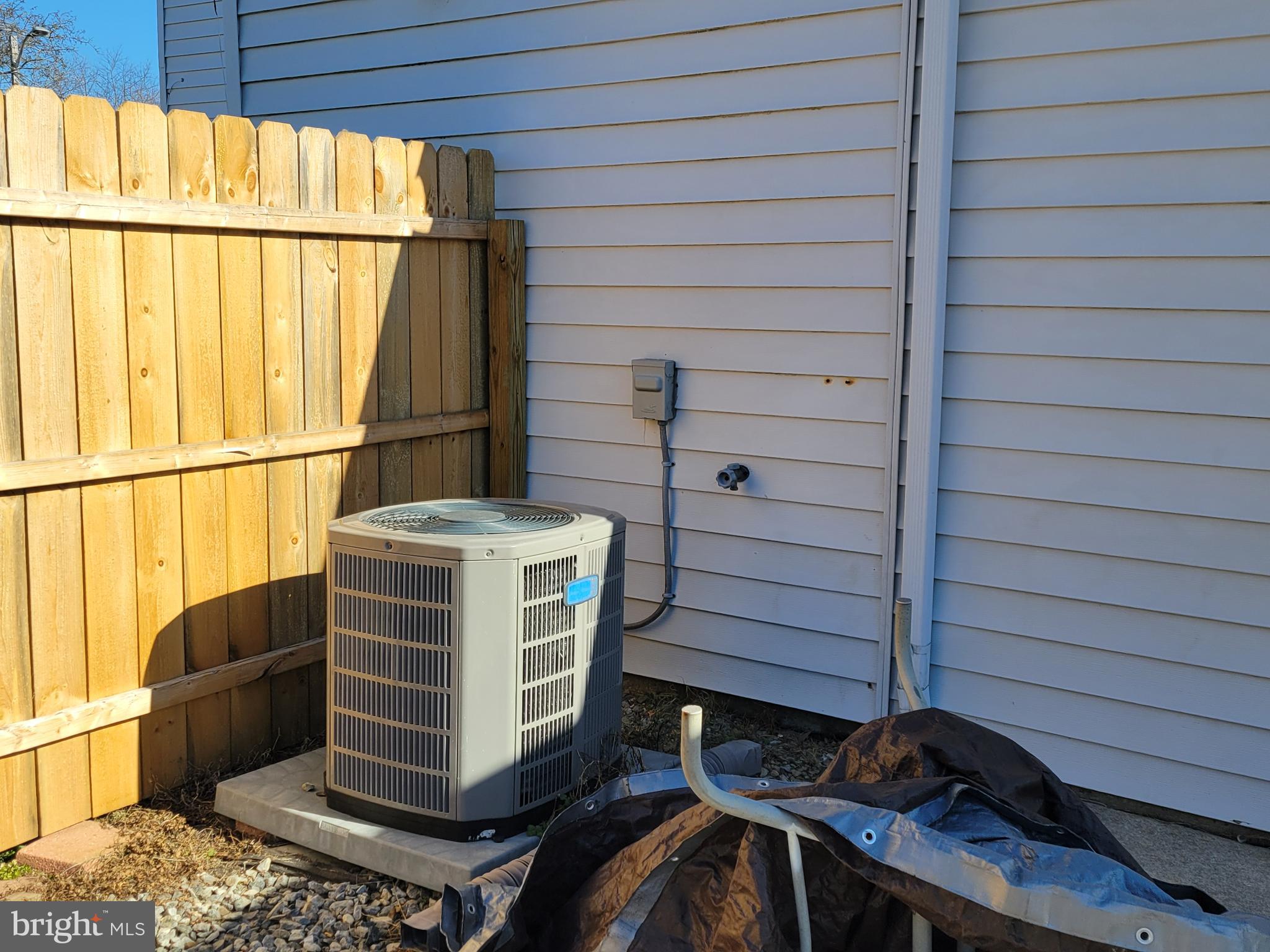 3 Farmhouse Court Sicklerville, NJ 08081 - Photo 5 of 6 Central Air Unit