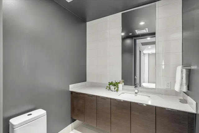 $20,500 | 301 West Avenue, Unit 5604, Austin, TX 78701