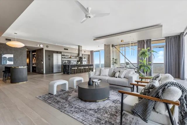 $20,500 | 301 West Avenue, Unit 5604, Austin, TX 78701