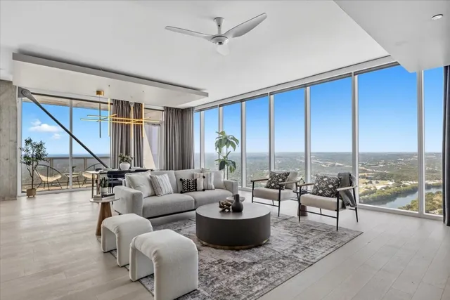 $20,500 | 301 West Avenue, Unit 5604, Austin, TX 78701