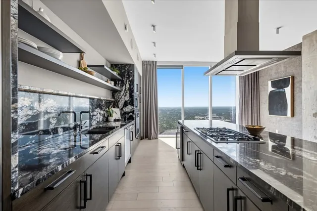 $20,500 | 301 West Avenue, Unit 5604, Austin, TX 78701