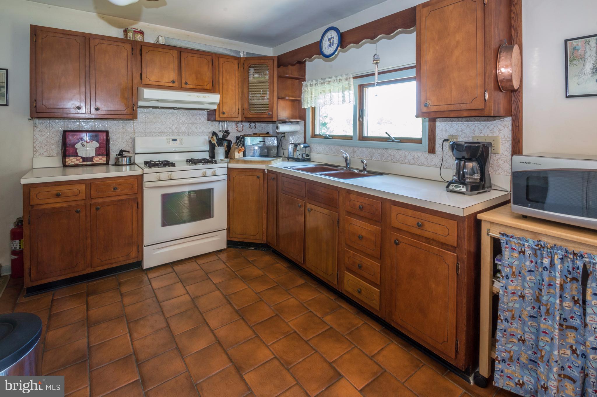 2432 Appleton Road Elkton, MD 21921 - Photo 6 of 21 Kitchen