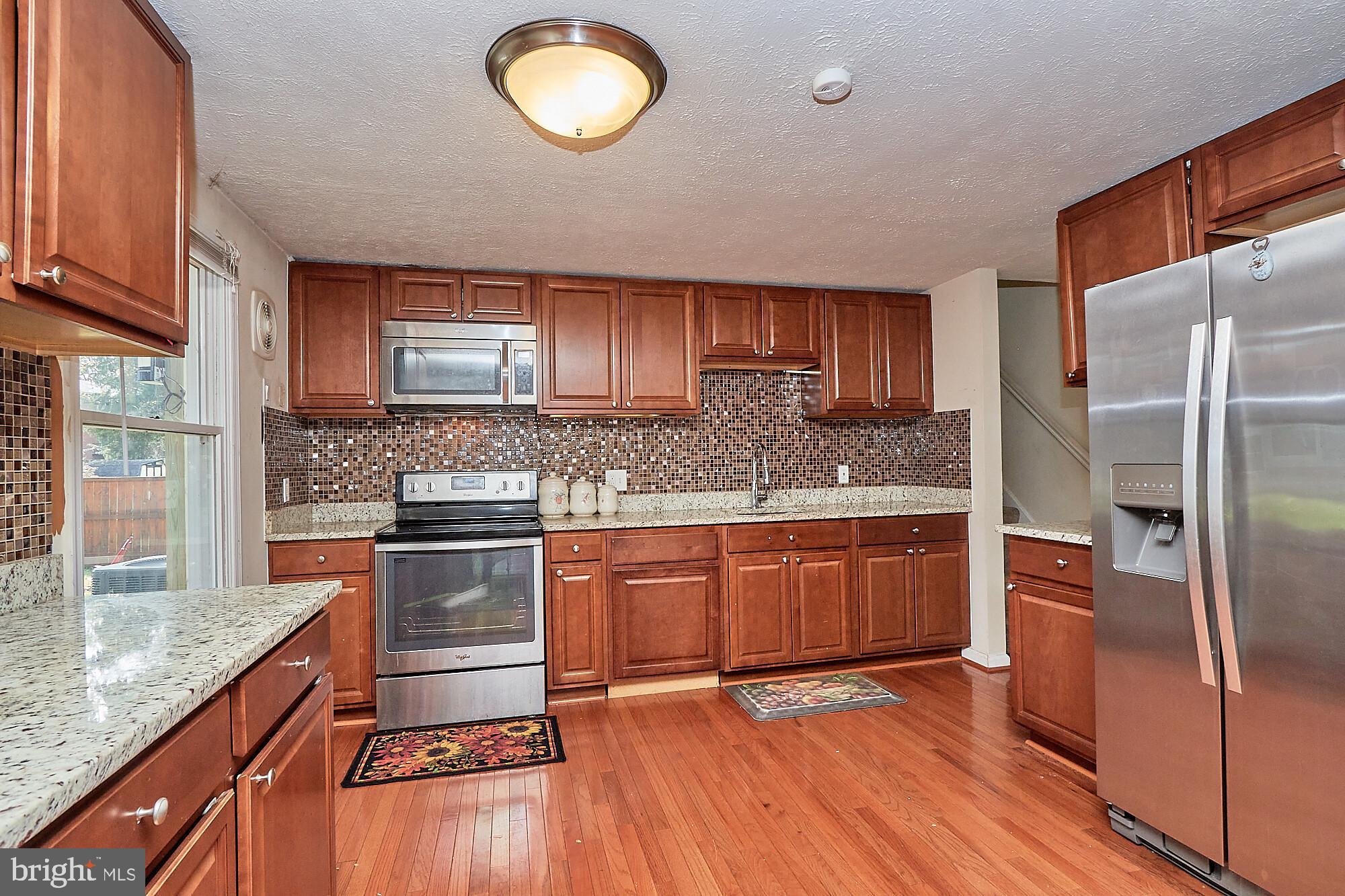 8733 Weems Road Manassas, VA 20110 - Photo 12 of 31 Gallery Image 12