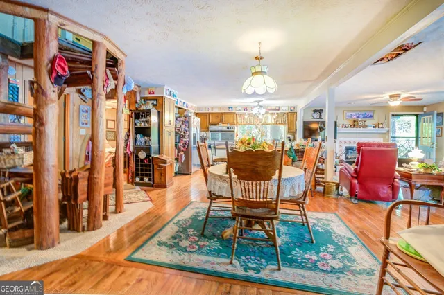 a very nice looking room with many windows