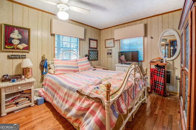 a view of a living room