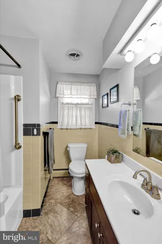 $384,900 | 1647 Oak Street, Lebanon, PA 17042