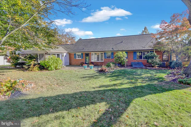 $384,900 | 1647 Oak Street, Lebanon, PA 17042