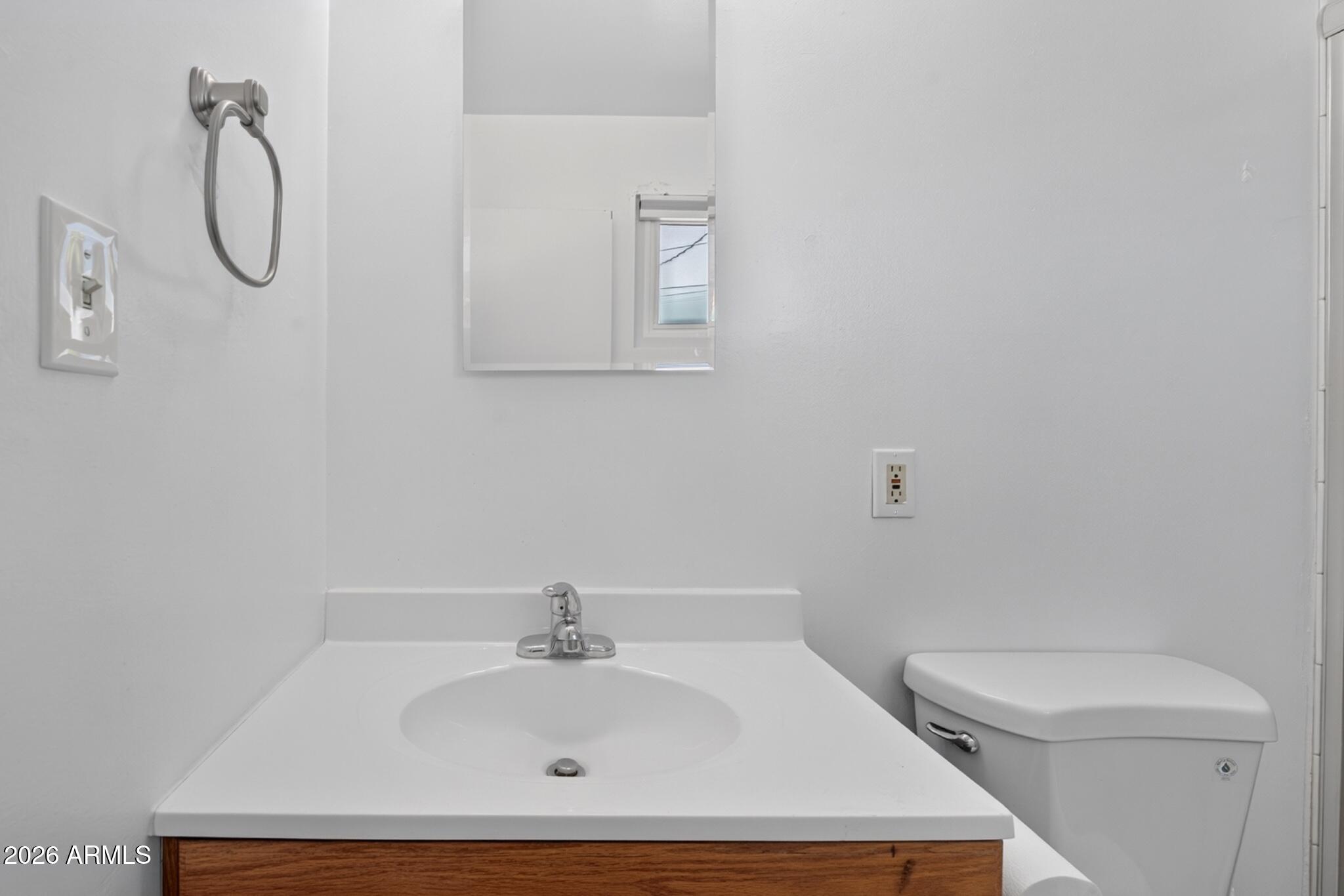 1711 South Roberts Road Tempe, AZ 85281 - Photo 19 of 36