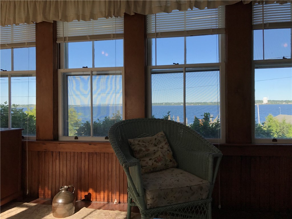 5 Pier Road Portsmouth, RI 02872 - Photo 8 of 33 Gallery Image 8