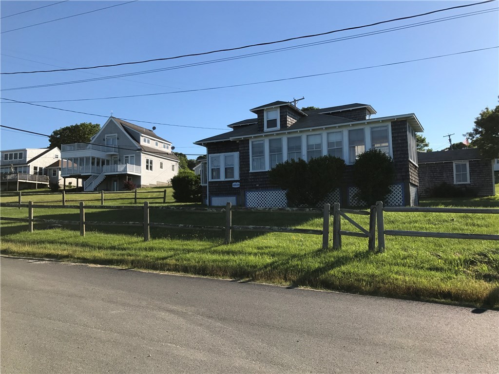 5 Pier Road Portsmouth, RI 02872 - Photo 10 of 33 Gallery Image 10