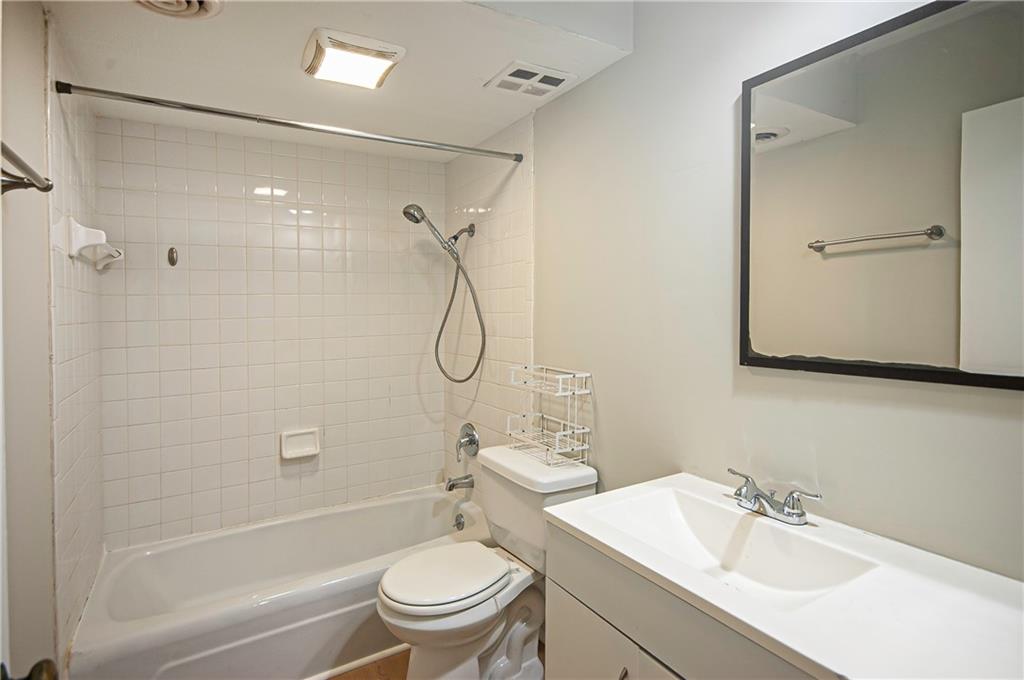 3099 Colonial Way, Unit M Atlanta, GA 30341 - Photo 14 of 19