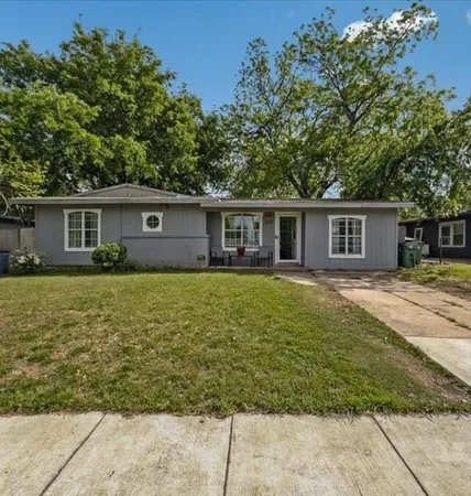 $220,000 | 1310 East Inwood Drive, Arlington, TX 76010