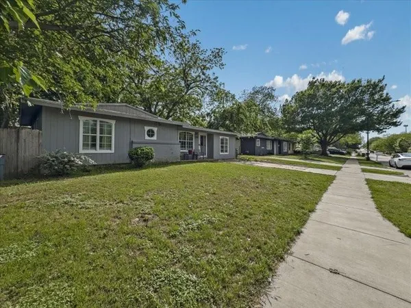 $220,000 | 1310 East Inwood Drive, Arlington, TX 76010