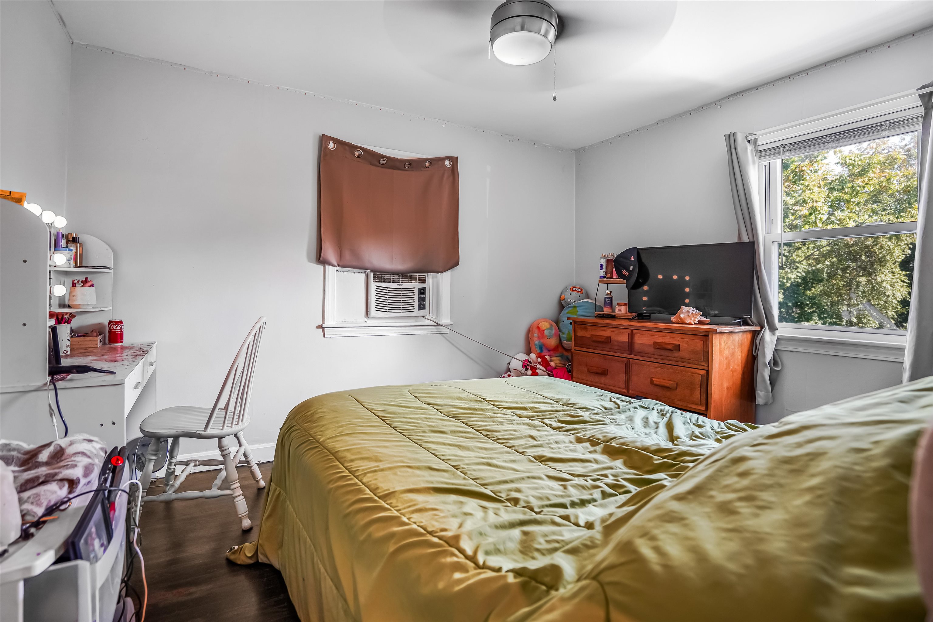 85 Merrow Street Manchester, NH 03104 - Photo 19 of 43