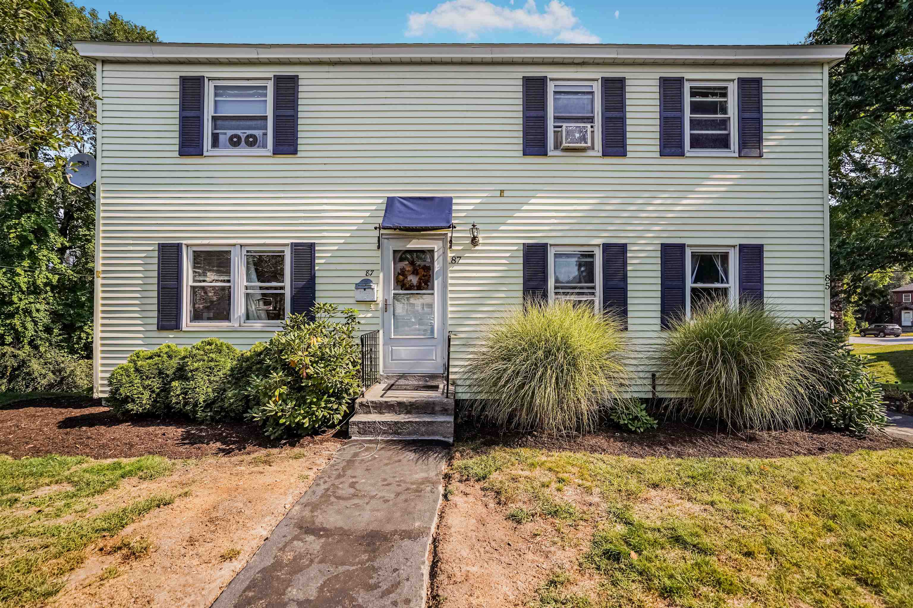 85 Merrow Street Manchester, NH 03104 - Photo 2 of 43