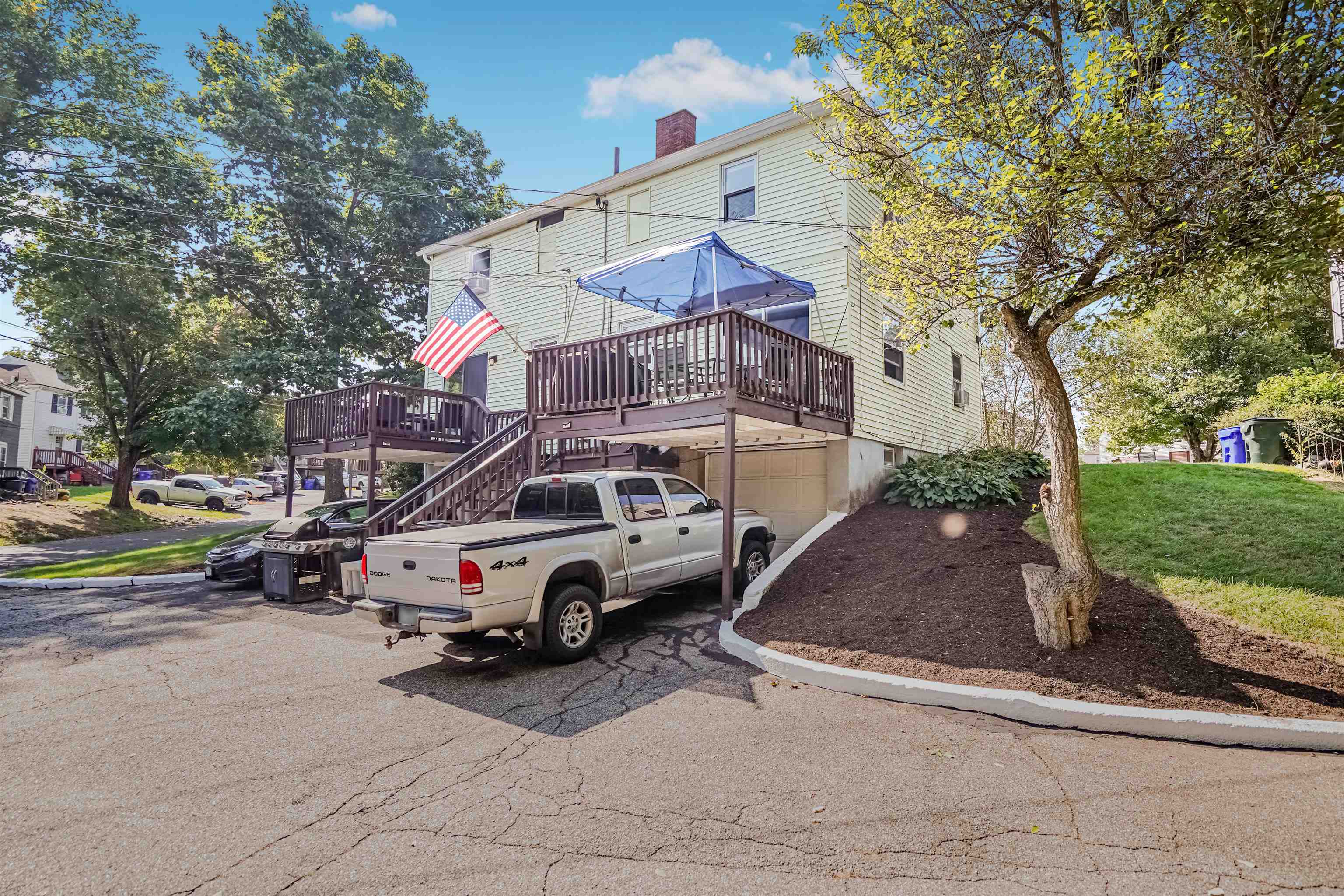 85 Merrow Street Manchester, NH 03104 - Photo 27 of 43