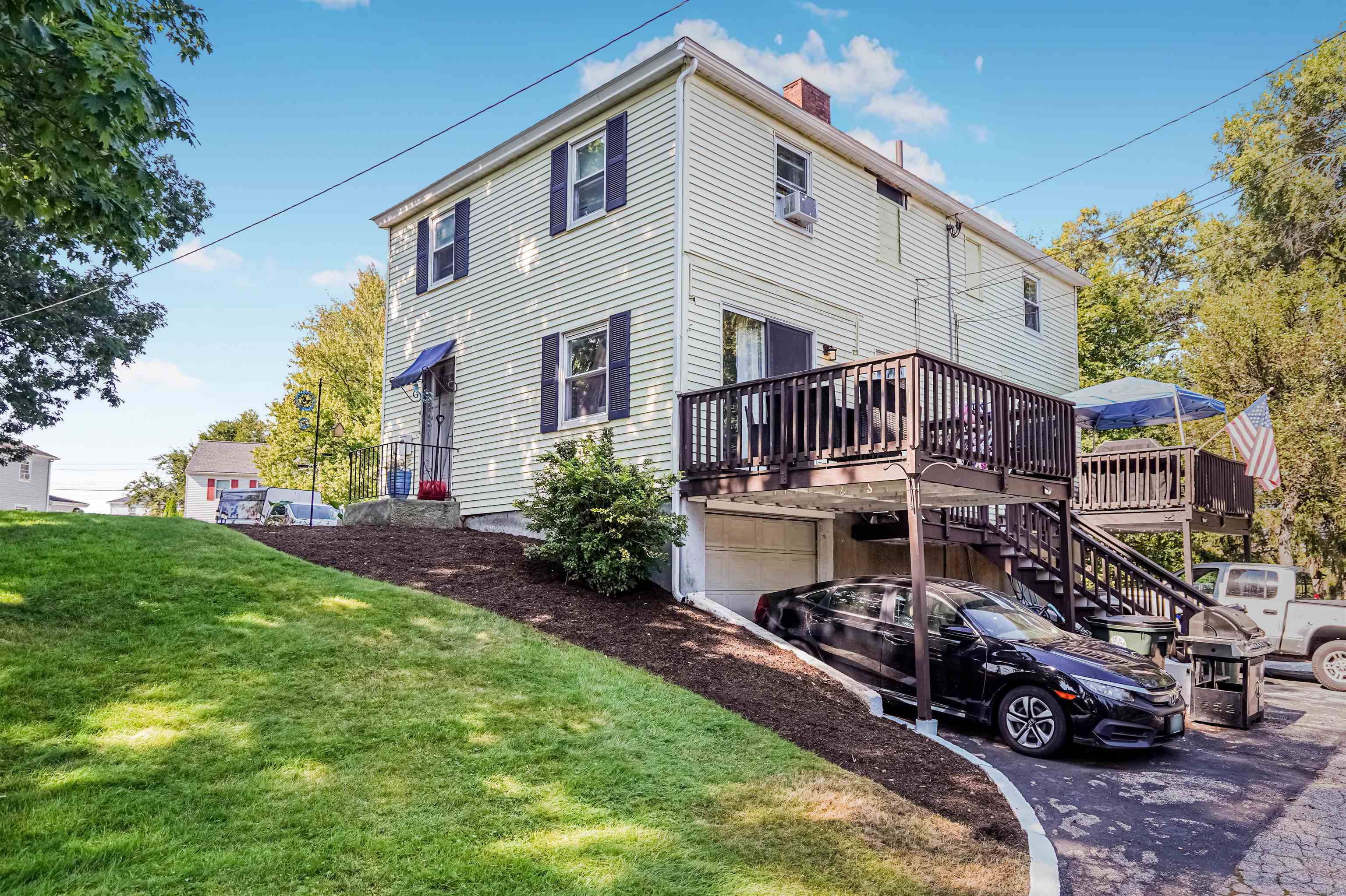 85 Merrow Street Manchester, NH 03104 - Photo 29 of 43