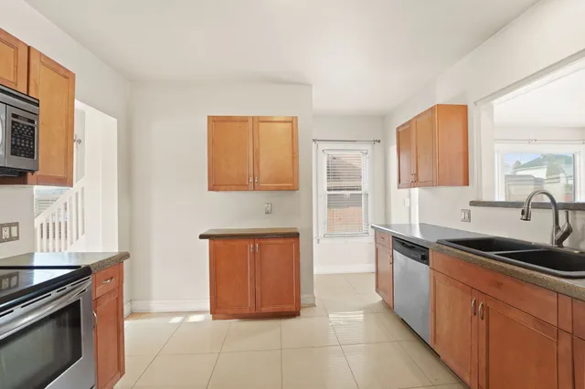 $209,900 | 7 Moody Street, Binghamton, NY 13904