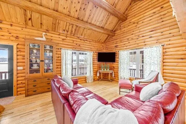 $519,900 | 16211 Pretty Lake Drive, Mecosta, MI 49332