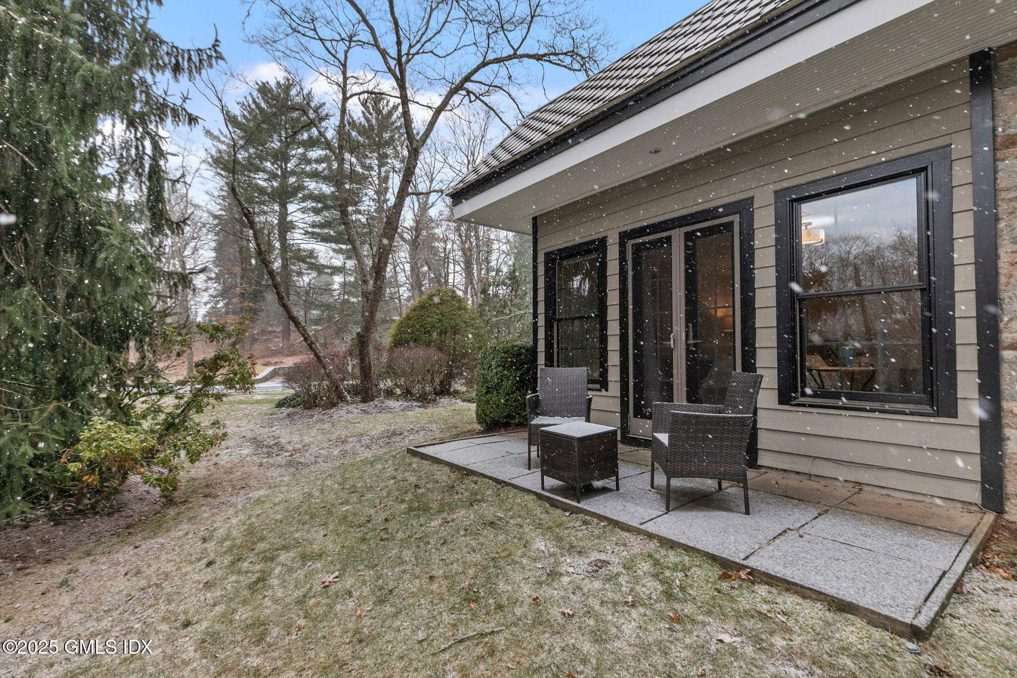 173 Stanwich Road Greenwich, CT 06830 - Photo 19 of 26 40-web-or-mls-173-stanwich-rd