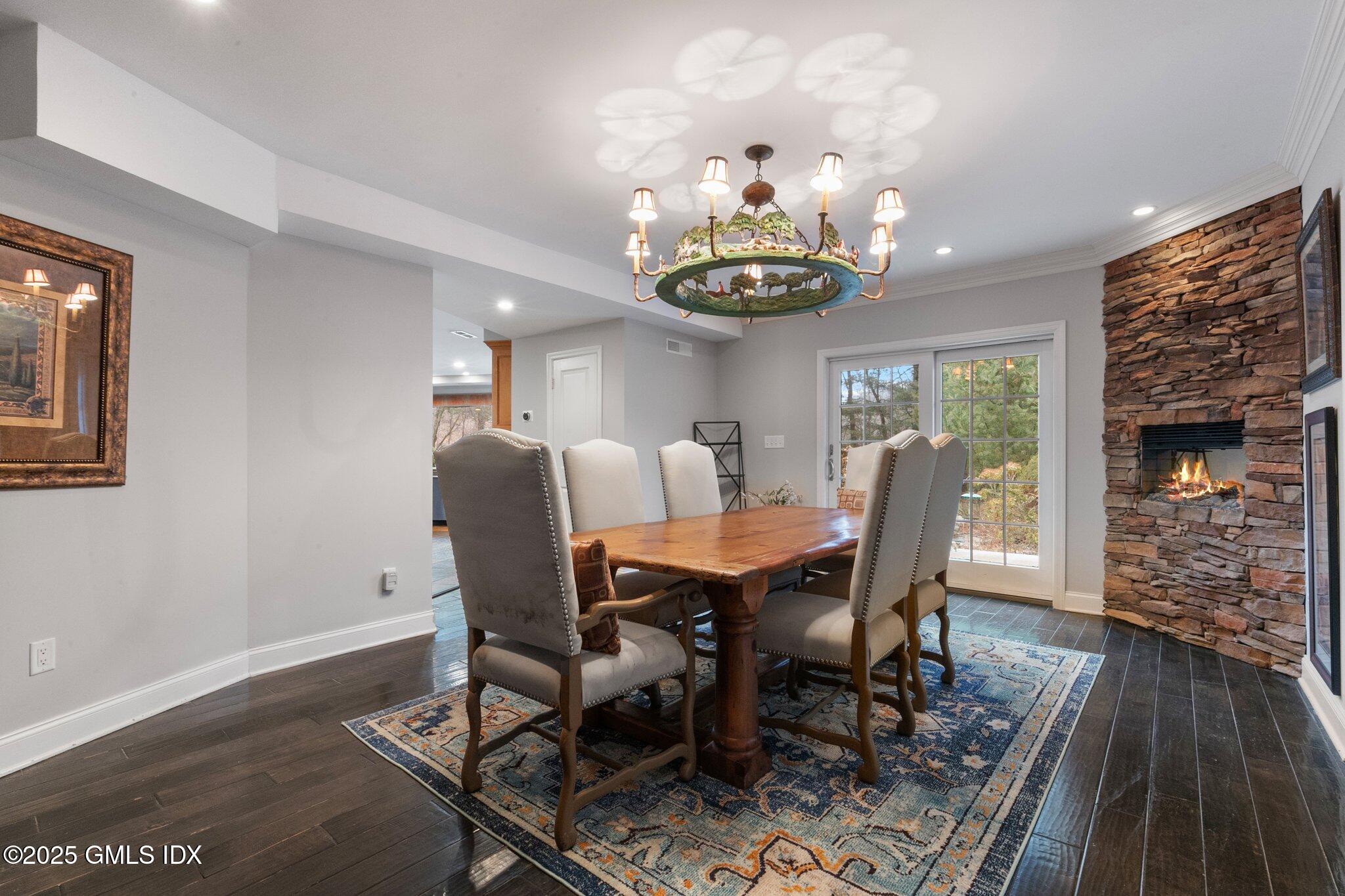 173 Stanwich Road Greenwich, CT 06830 - Photo 7 of 26 14-web-or-mls-173-stanwich-rd