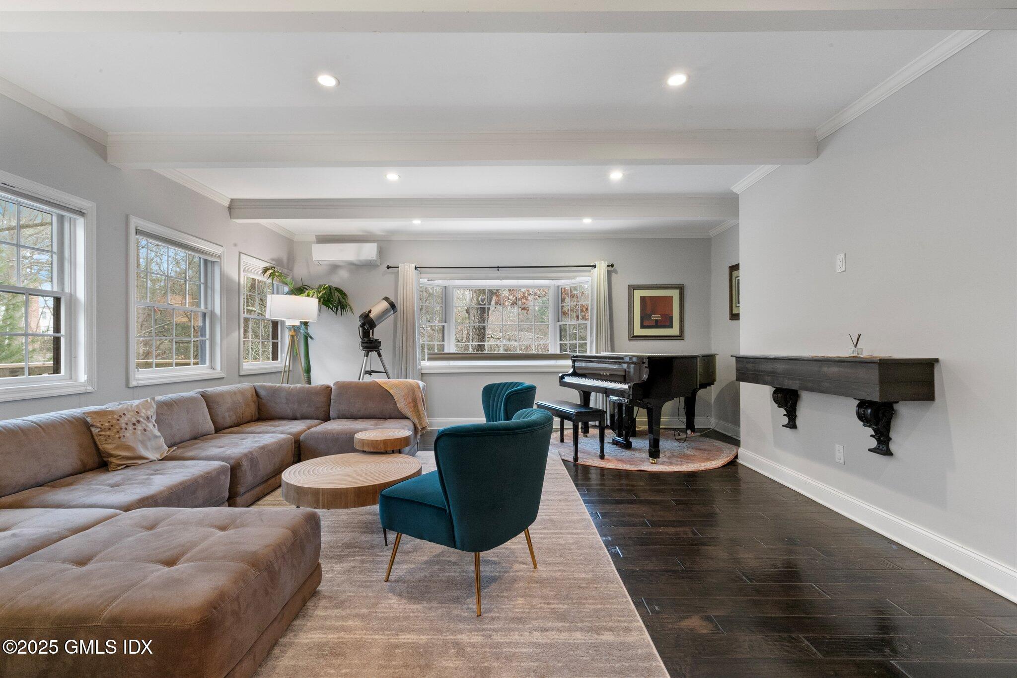 173 Stanwich Road Greenwich, CT 06830 - Photo 9 of 26 17-web-or-mls-173-stanwich-rd