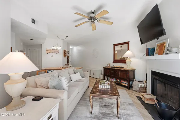 $180,000 | 4230 Wilshire Boulevard, Unit 104, Wilmington, NC 28403