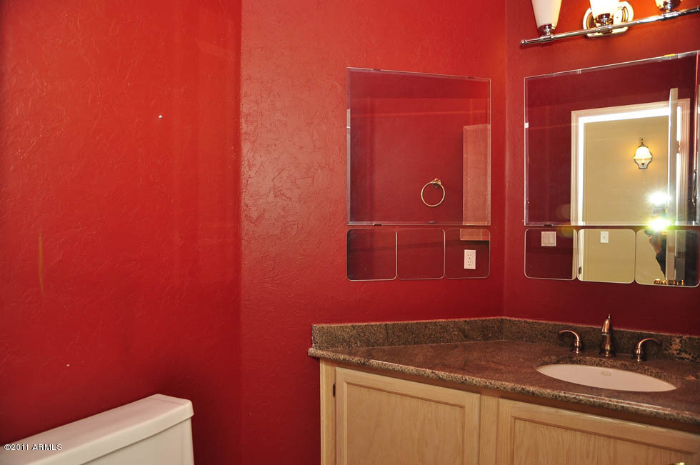 1720 East Redfield Road Phoenix, AZ 85022 - Photo 25 of 30 Powder Room