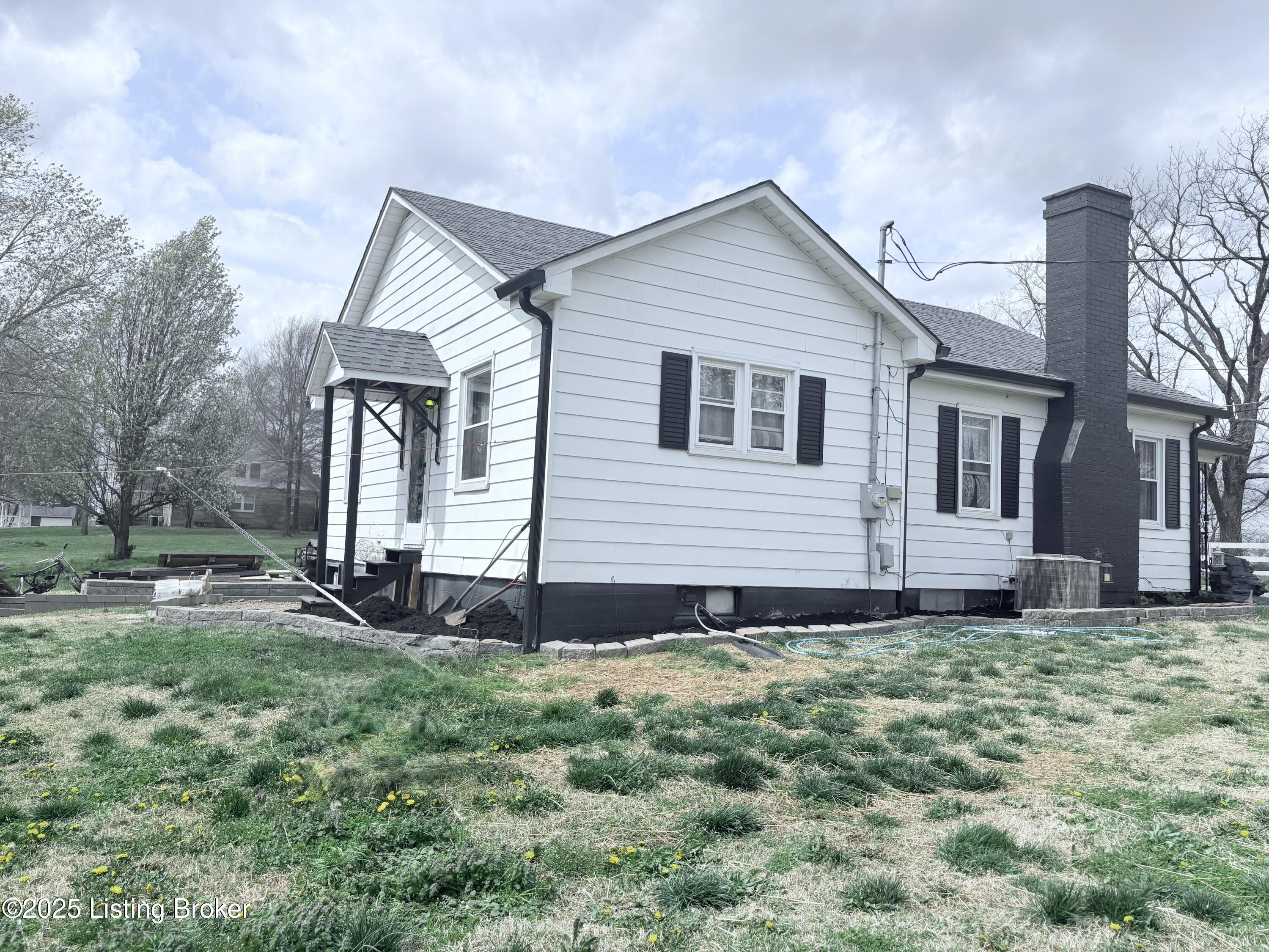 129 Pleasant View Road Bloomfield, KY 40008 - Photo 4 of 12 IMG_8178